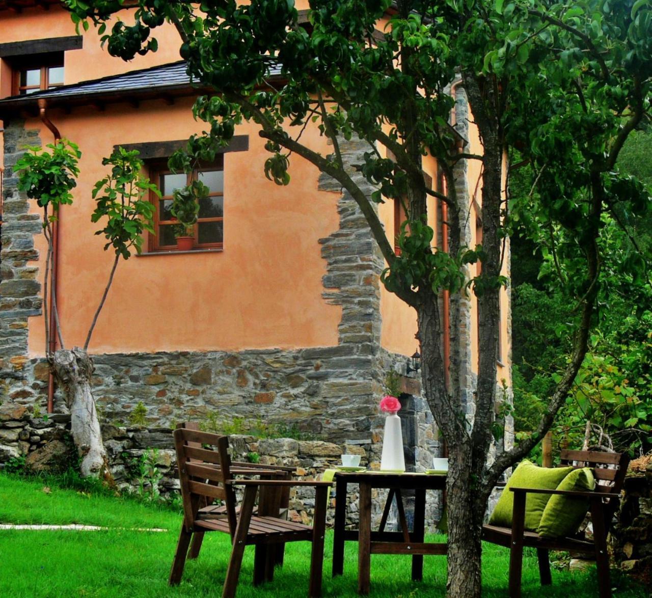 Apartamentos El Valledor Tremado Kültér fotó